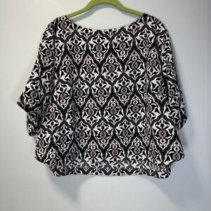 H&M Conscious Collection Damask Print Kimono Sleeve Blouse Black White Pink 14